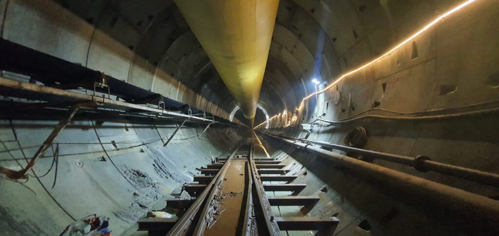 Tunnel waterproofing works